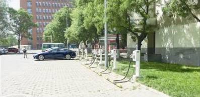 1495425792546032569.jpg 象牙塔內,電動車的現實依舊“骨感”03.jpg