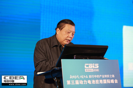 吳鋒:推動鋰電基礎材料研究 探尋高能量密度和高安全性平衡點 吳鋒:推動鋰電基礎材料研究 探尋高能量密度和高安全性平衡點