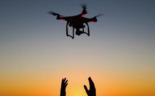 首部無人機(jī)鋰電池國家標(biāo)準(zhǔn)立項(xiàng) 首部無人機(jī)鋰電池國家標(biāo)準(zhǔn)立項(xiàng)