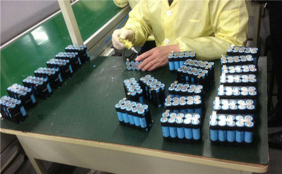 吉陽智能:引領(lǐng)先進鋰電設(shè)備自動化智能化新潮流 吉陽智能:引領(lǐng)先進鋰電設(shè)備自動化智能化新潮流