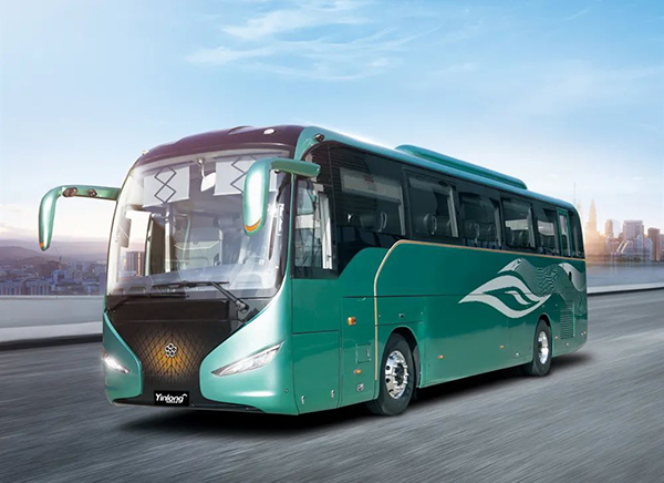 奮進(jìn)前行 銀隆斬獲影響中國(guó)客車業(yè)雙項(xiàng)大獎(jiǎng)