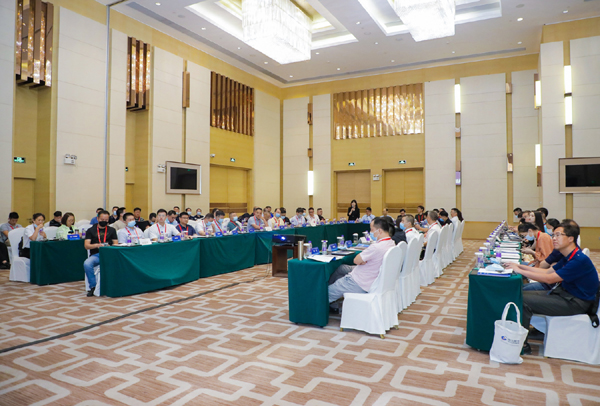 “中國(guó)電動(dòng)車(chē)鋰電安全聯(lián)盟”籌備成立閉門(mén)會(huì)在廣州召開(kāi) “中國(guó)電動(dòng)車(chē)鋰電安全聯(lián)盟”籌備成立閉門(mén)會(huì)在廣州召開(kāi)