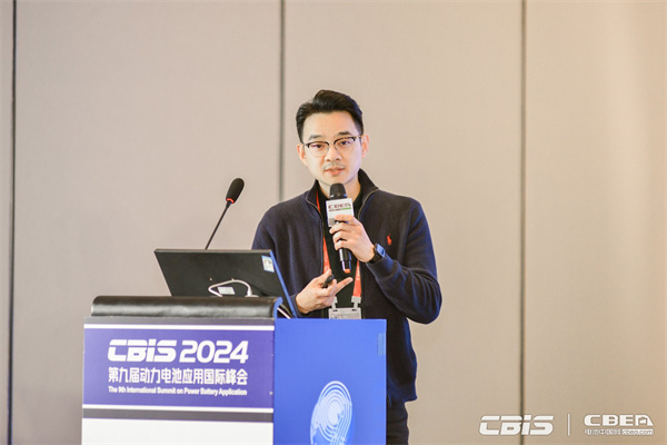 蘇州易來科得科技有限公司產(chǎn)品開發(fā)總監(jiān)黃華分享了《電芯智能自動設計》