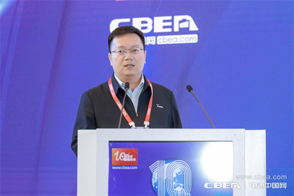 云山動(dòng)力袁定凱主旨發(fā)言:全極耳大圓柱迎發(fā)展歷史機(jī)遇 云山動(dòng)力袁定凱主旨發(fā)言:全極耳大圓柱迎發(fā)展歷史機(jī)遇