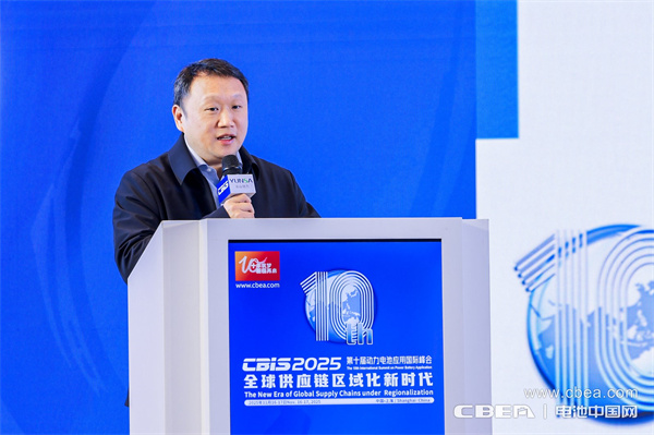 產(chǎn)業(yè)共振!大圓柱電池迎來(lái)“高光時(shí)刻” 產(chǎn)業(yè)共振!大圓柱電池迎來(lái)“高光時(shí)刻”