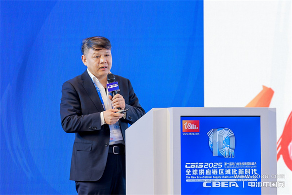 華清高科耿立波發表主題演講：電動汽車冷卻液的技術破局：如何實現電池的“本征安全”